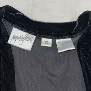 Jacqueline Ferrar Black Velvet Cropped Blazer